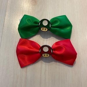 Mario 1 Up hair bow clips